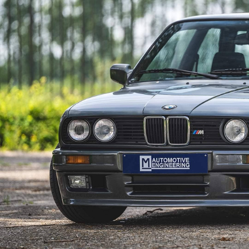 BMW - 320IS​